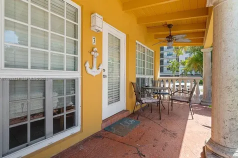 2033 NE 33rd Avenue Fort Lauderdale FL 33305
