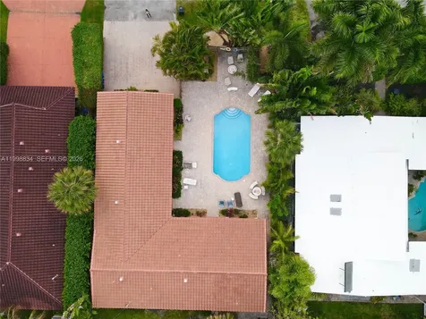 2033 NE 33rd Avenue Fort Lauderdale FL 33305