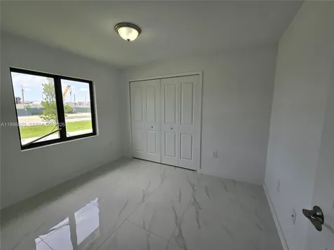 18700 SW 316 Terrace Homestead FL 33030
