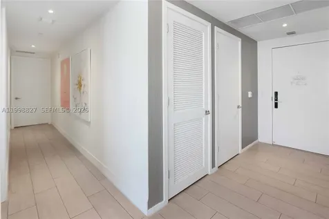 4010 S Ocean Drive Hollywood FL 33019