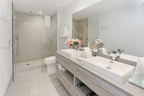 4010 S Ocean Drive Hollywood FL 33019
