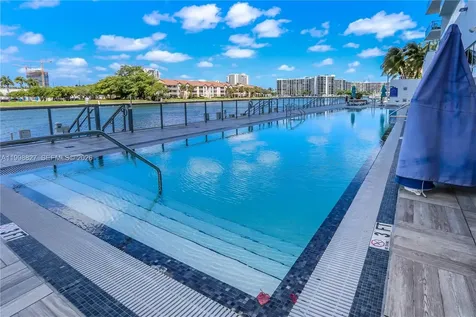 4010 S Ocean Drive Hollywood FL 33019