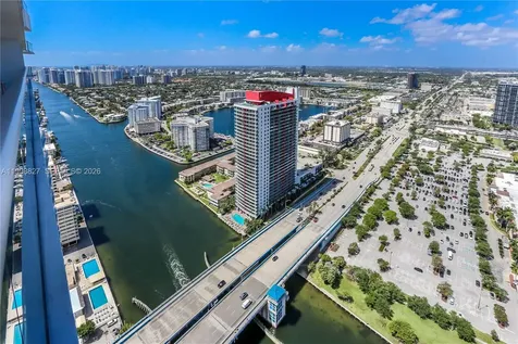 4010 S Ocean Drive Hollywood FL 33019