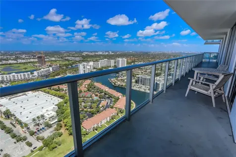 4010 S Ocean Drive Hollywood FL 33019