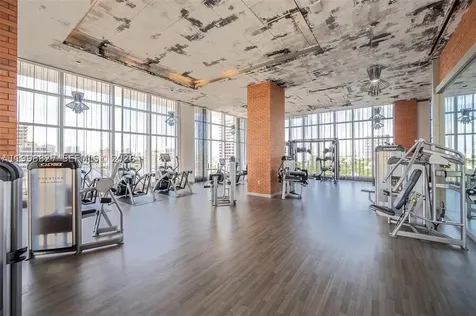 4010 S Ocean Drive Hollywood FL 33019