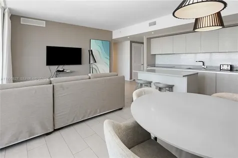 4010 S Ocean Drive Hollywood FL 33019