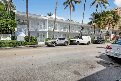 635 8th Street Miami Beach FL 33139