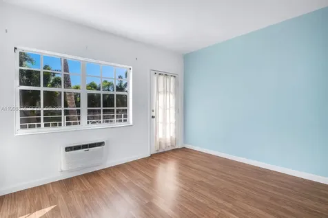 635 8th Street Miami Beach FL 33139