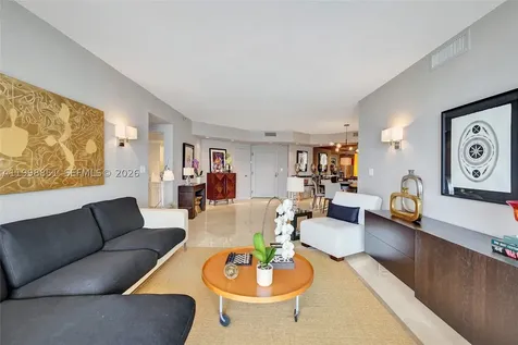 2800 Island Boulevard Aventura FL 33160