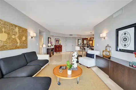 2800 Island Boulevard Aventura FL 33160