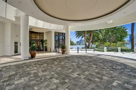 2800 Island Boulevard Aventura FL 33160