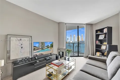 2800 Island Boulevard Aventura FL 33160