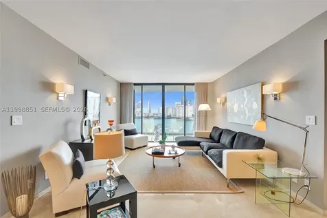 2800 Island Boulevard Aventura FL 33160