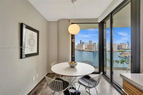 2800 Island Boulevard Aventura FL 33160