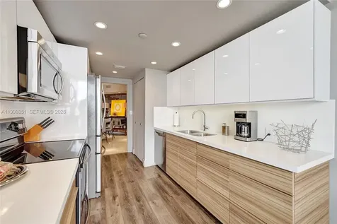 2800 Island Boulevard Aventura FL 33160