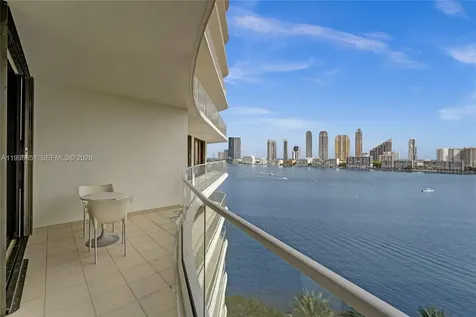 2800 Island Boulevard Aventura FL 33160