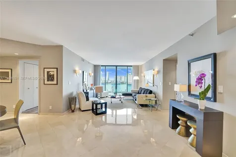 2800 Island Boulevard Aventura FL 33160