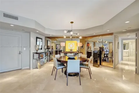 2800 Island Boulevard Aventura FL 33160