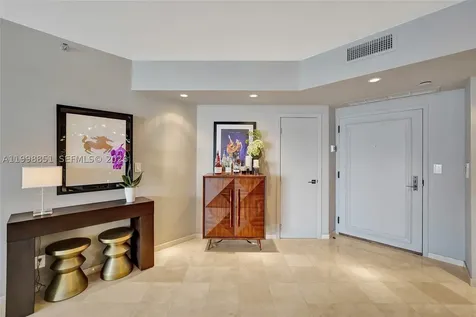 2800 Island Boulevard Aventura FL 33160