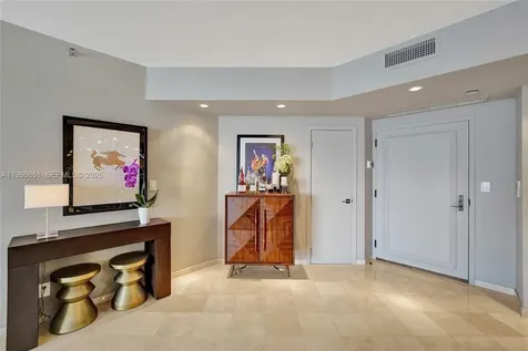 2800 Island Boulevard Aventura FL 33160