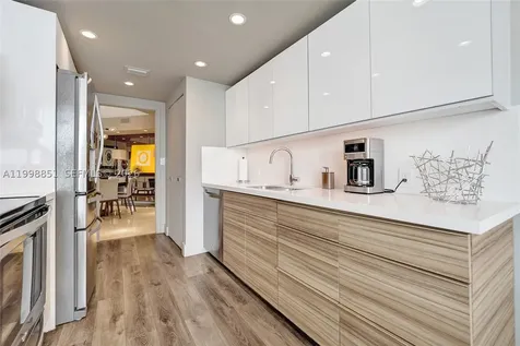 2800 Island Boulevard Aventura FL 33160
