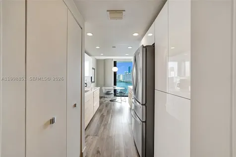 2800 Island Boulevard Aventura FL 33160
