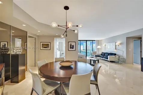 2800 Island Boulevard Aventura FL 33160