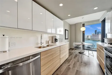 2800 Island Boulevard Aventura FL 33160