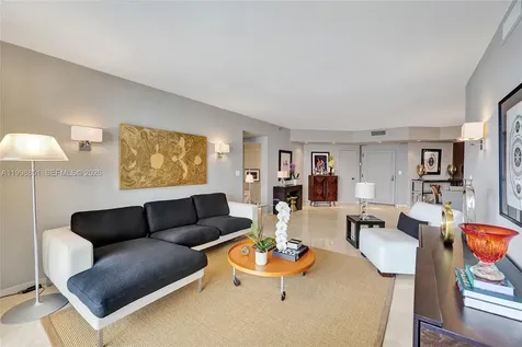 2800 Island Boulevard Aventura FL 33160