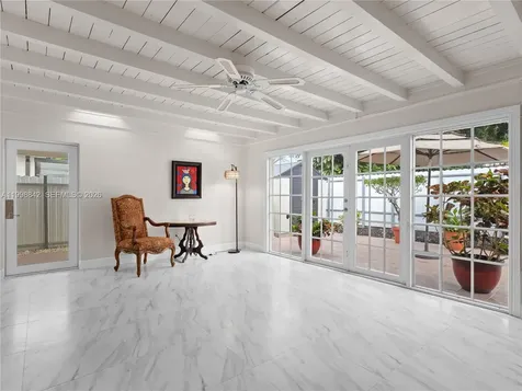 6665 NW 39th Street Virginia Gardens FL 33166