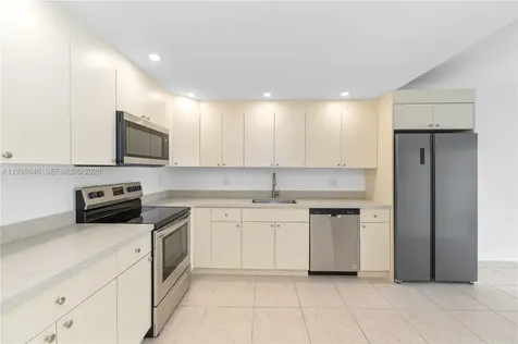 365 NW 109th Avenue Miami FL 33172