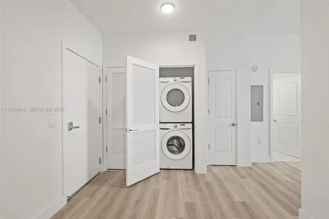 101 Diplomat Parkway Hallandale Beach FL 33009