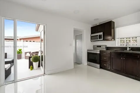 1910 NW 36th Street Oakland Park FL 33309