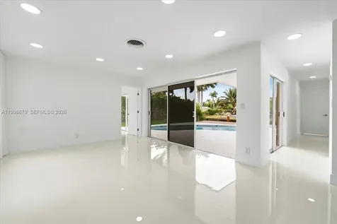 1910 NW 36th Street Oakland Park FL 33309