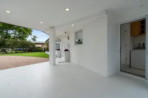 1910 NW 36th Street Oakland Park FL 33309