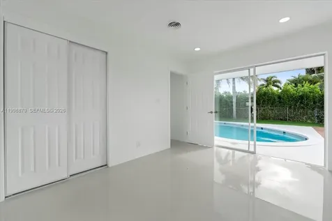1910 NW 36th Street Oakland Park FL 33309