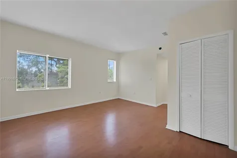 109 NW 6th Avenue Miami FL 33128