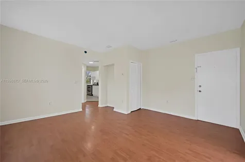 109 NW 6th Avenue Miami FL 33128