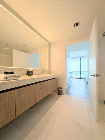 500 Alton Road Miami Beach FL 33139