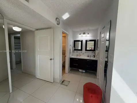 468 NE 206th Lane Miami FL 33179