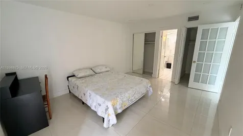 4841 NW 7th Street Miami FL 33126