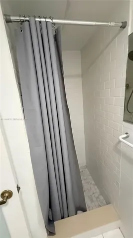 4841 NW 7th Street Miami FL 33126