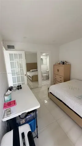 4841 NW 7th Street Miami FL 33126
