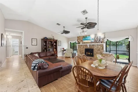 20823 Sugarloaf Lane Boca Raton FL 33428