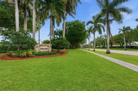 20823 Sugarloaf Lane Boca Raton FL 33428