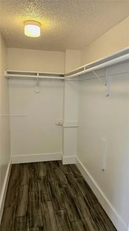 8075 SW 107th Avenue Miami FL 33173
