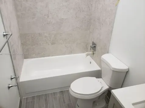 8075 SW 107th Avenue Miami FL 33173