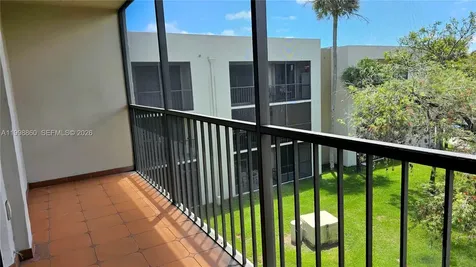 8075 SW 107th Avenue Miami FL 33173