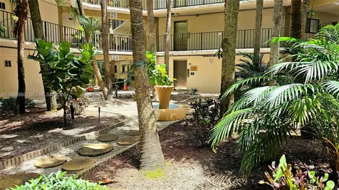 8075 SW 107th Avenue Miami FL 33173