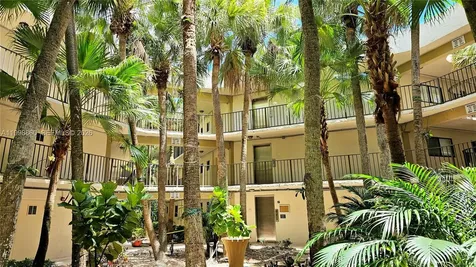 8075 SW 107th Avenue Miami FL 33173